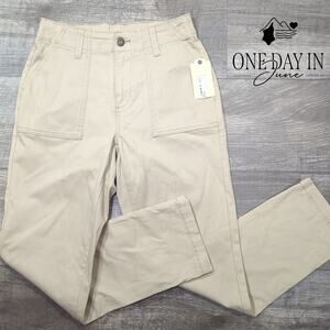 St. John's Bay Petite Khaki Pants Size 2P